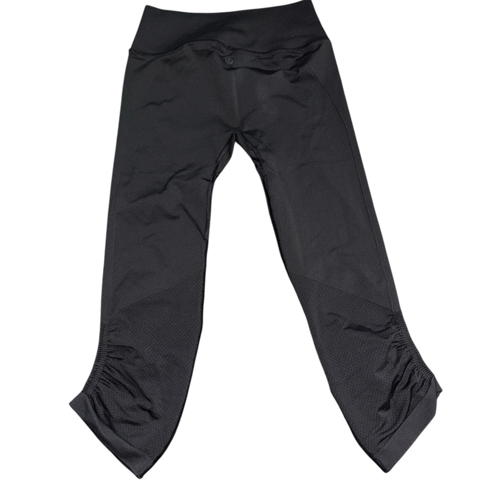 Lululemon Women’s Ruched Capri Black Leggings Size 8 - Picture 2 of 3